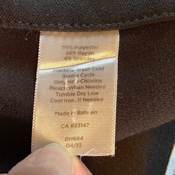 Talbots size 10 Heritage slacks with permanent creases for no ironing. Quality. - Picture 7 of 8